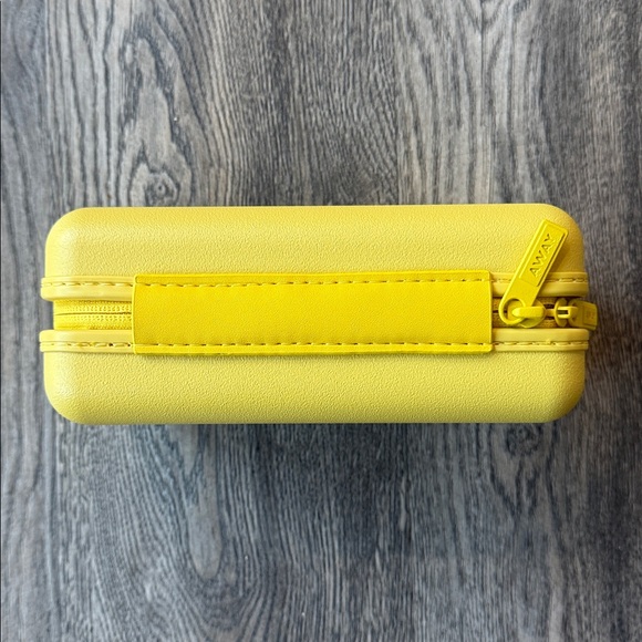 Away Case Yellow Travel Glasses Case Polycarbonate Sunglasses Case - Picture 3 of 7